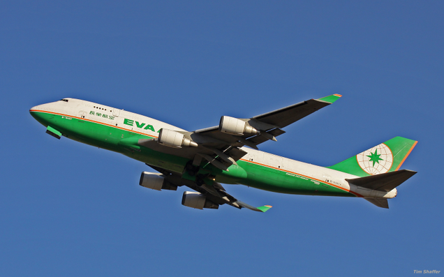 An Eva Air Boeing 747-200SF departs from Dallas-Fort Worth Airport (Tim Shaffer)